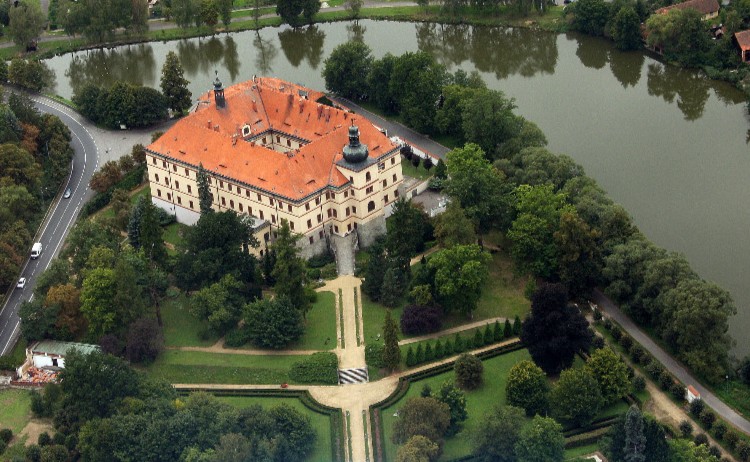 zámek Lnáře